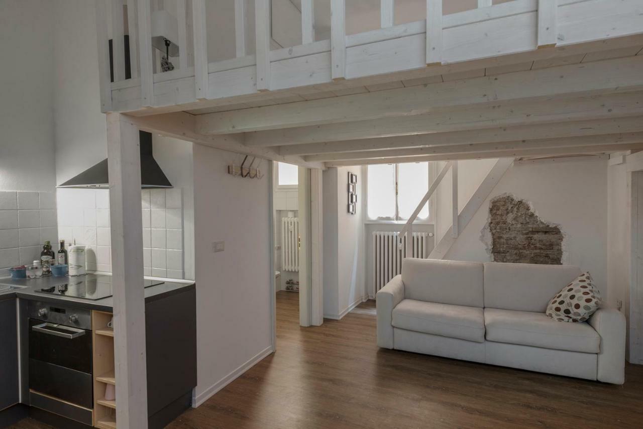 New Loft In The Heart Of Bologna 2 Apartment ภายนอก รูปภาพ